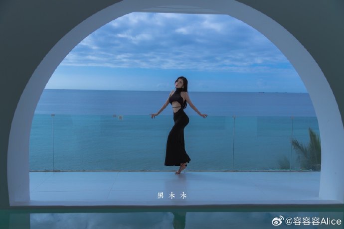 春光乍泄